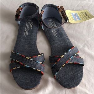 TOMS chambray Correa Sandal—brand new!